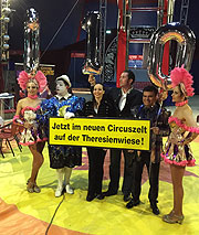 110 Jahre Circus Krone - die Jubiläums-Show unter dem Moto "Evolution" startet am 2.04.2015 in München auf der Theresienwiese (©Foto: Martin Schmitz)